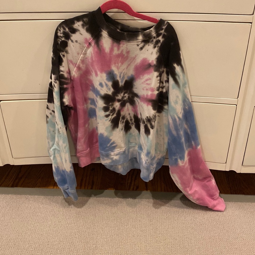 electric and rose tie dye cropped crew neck